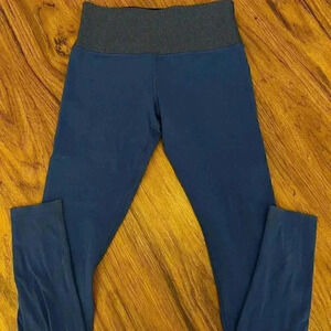 Lululemon Wunder Under HR Legging In Blue Stripe -Size 8